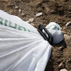 Row Cover Hand Peg – 25 Count 5 Row Cover Hand Peg – 25 Count -Garden Care Shop 09151 03 rwcvrhandpeg