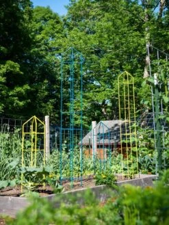 Zenith Folding Garden Supports, Set Of 2 -Garden Care Shop 8600072 0449 tif